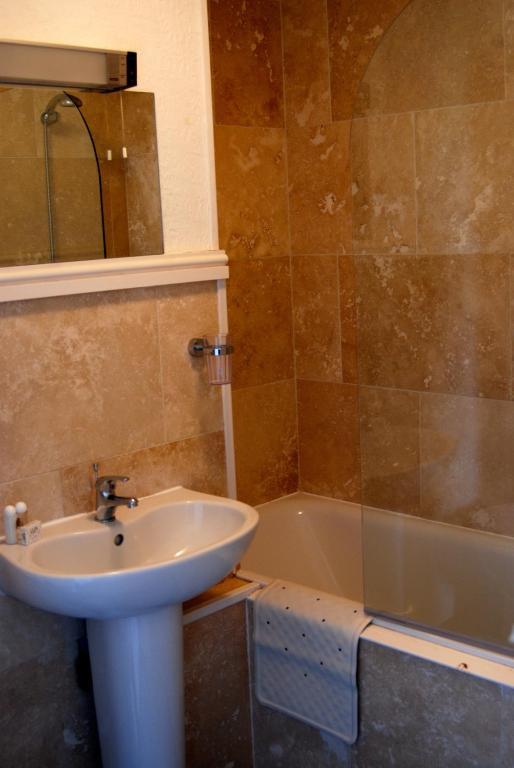 Ty Dderw Country Inn Moelfre Ruang foto