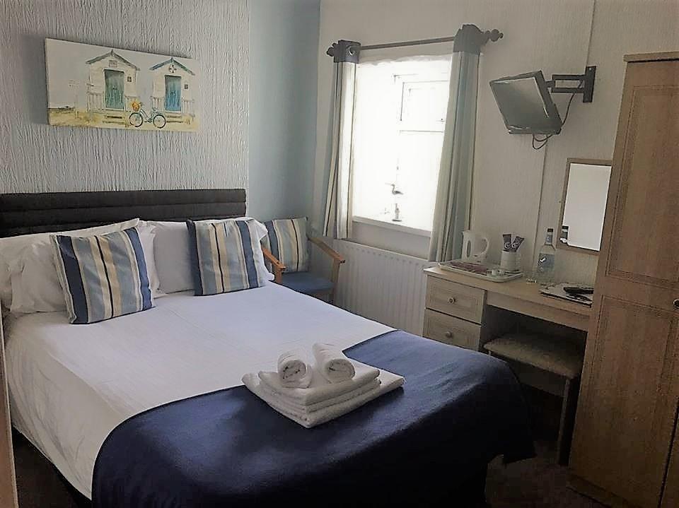 Ty Dderw Country Inn Moelfre Bagian luar foto